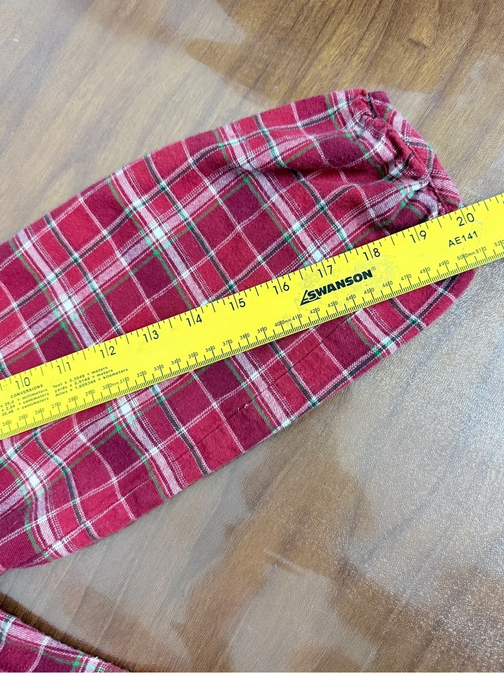 Vintage Disney Store Exclusive Red Plaid Flannel Minnie Mouse Nightgown M - Picture 8 of 9
